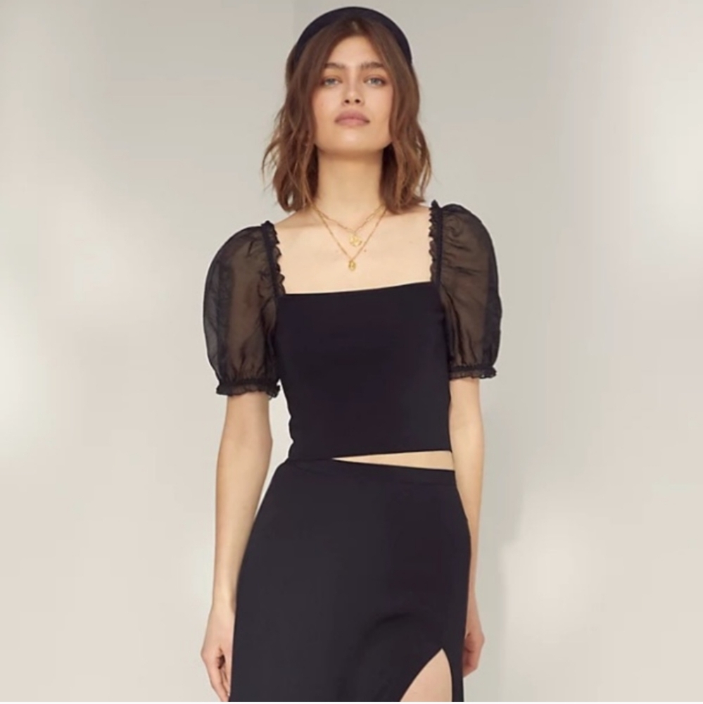 Aritzia Wilfred Stanza Elegant Black Puff Sleeve Top